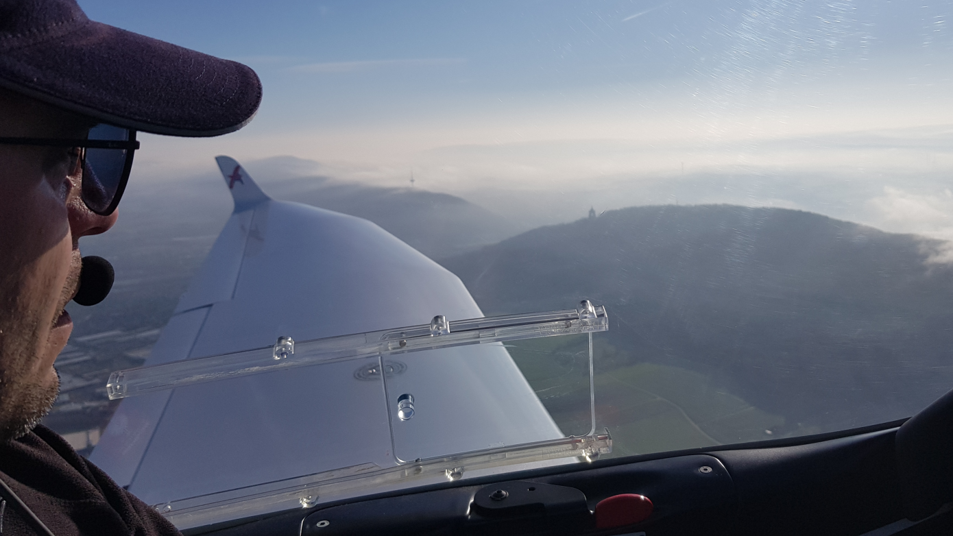 Flugschueler im Luftfahrzeug